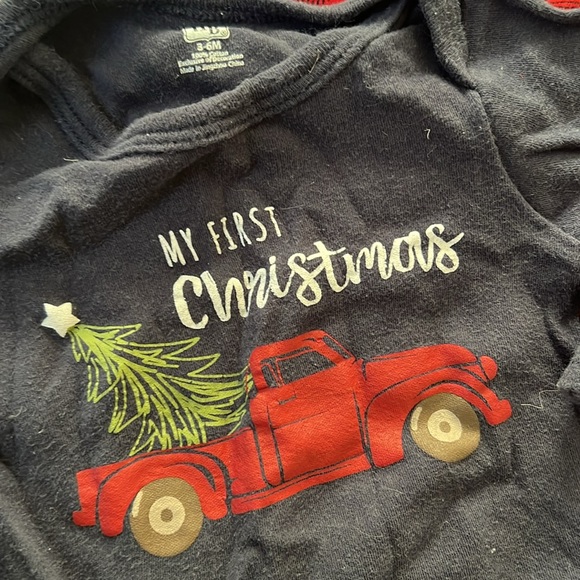 Lot of 5- Christmas long sleeve onesies - Picture 5 of 10